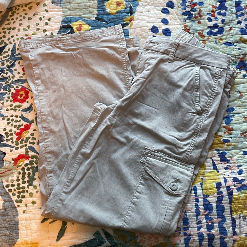 American Eagle Outfitters Light Gray Cargo Pants
